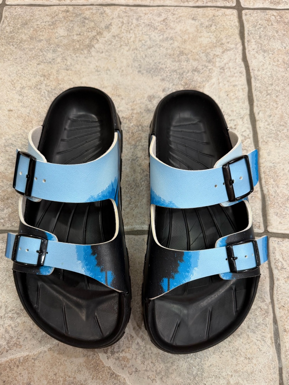 Birkis sandals size  40R